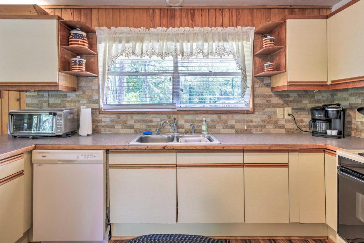 Charming Abode With Dock On The Suwannee River Bell Εξωτερικό φωτογραφία