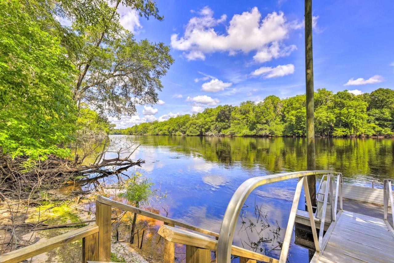 Charming Abode With Dock On The Suwannee River Bell Εξωτερικό φωτογραφία